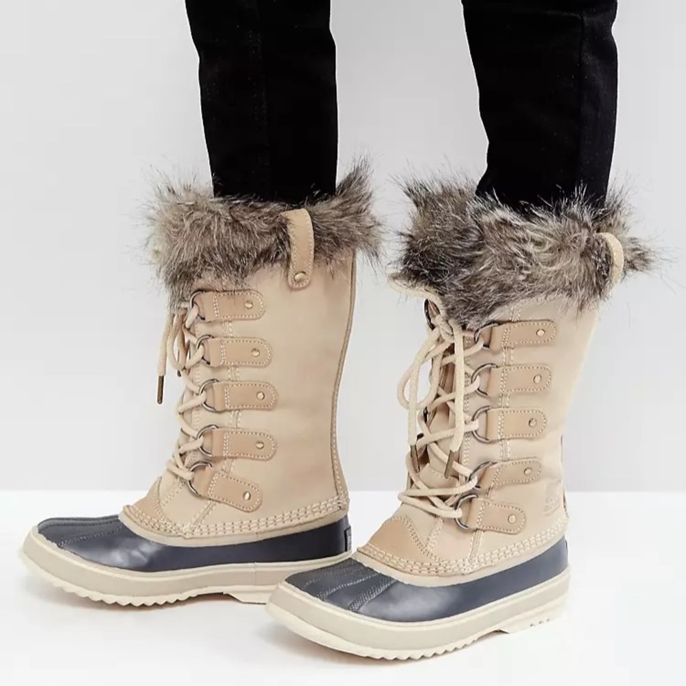 Sorel Joan of Artic Waterproof Ski Beige Suede leather snow boots size 8